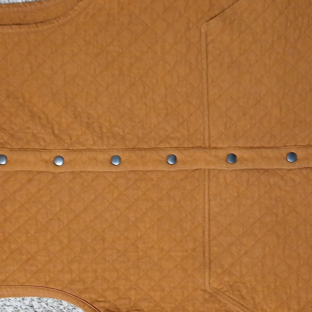 Duluth Trading Co Men's Brown Quilted Vest - Picture 3 of 10